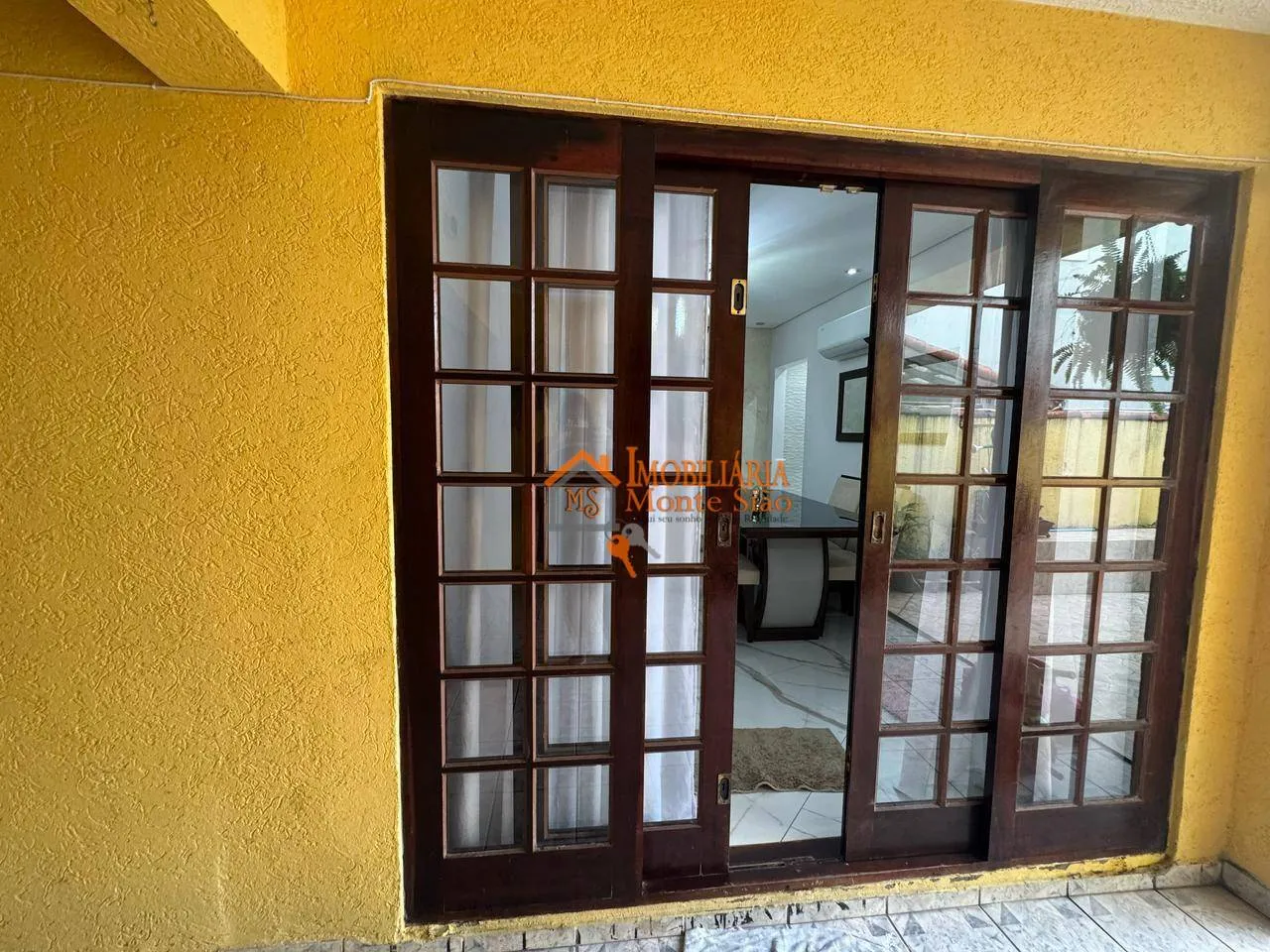 Imagem Sobrado com 2 dormitórios à venda, 250 m² por R$ 959.000,00 - Vila Flórida - Guarulhos/SP