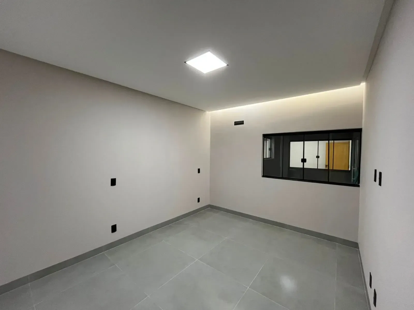 Imagem Casa com 3 Quartos à Venda, 164 m² em Parque João Braz - Cidade Industrial - Goiânia