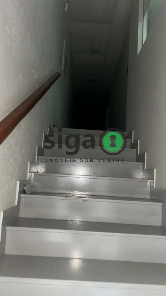 Imagem Prédio Comercial 260m² a 800m Metrô Tatuapé | Versátil e C/ Vagas.