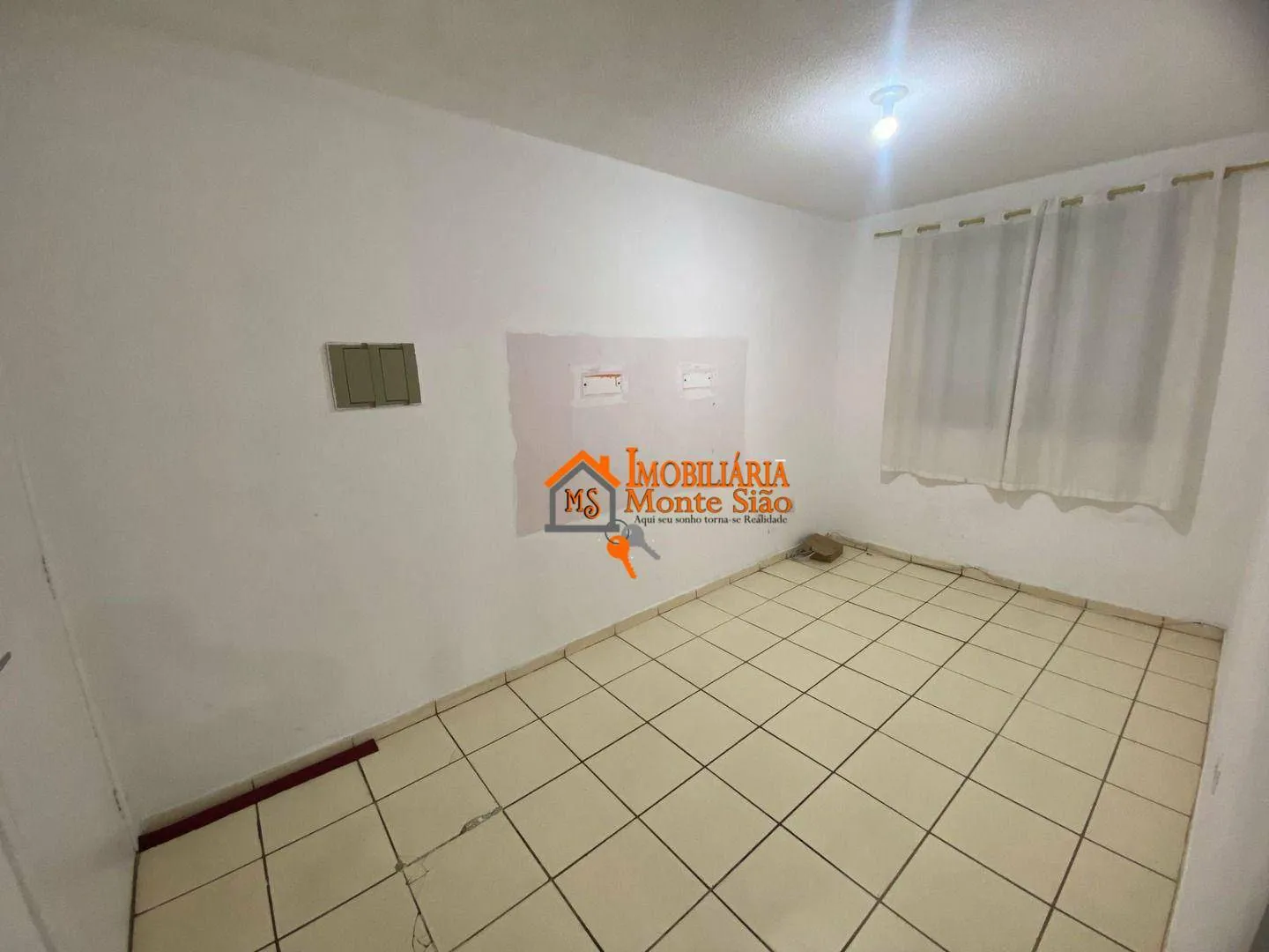 Imagem Apartamento com 2 dormitórios à venda, 50 m² por R$ 160.000,00 - Jardim Nova Cidade - Guarulhos/SP