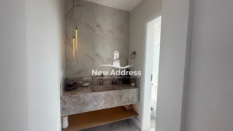 Imagem Casa 4 Quartos Alto Padrão à Venda no Riviera Park Residence!