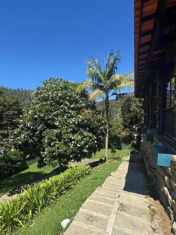 Imagem Casa para Venda em Teresópolis / RJ no bairro Albuquerque