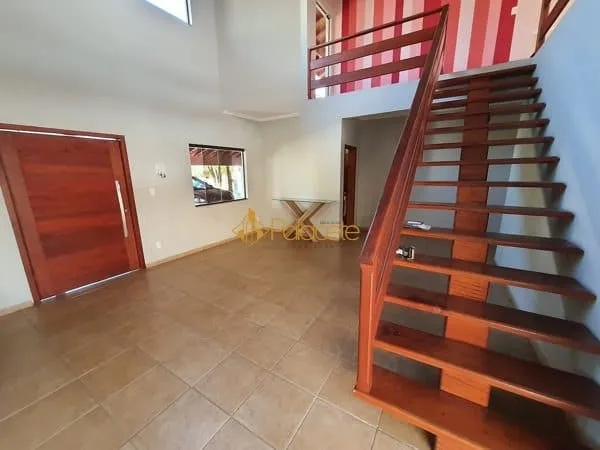 Imagem Casa para venda 3 Quartos, 3 Suites, 4 Vagas, Condomínio Colonial Village, Pindamonhangaba - SP