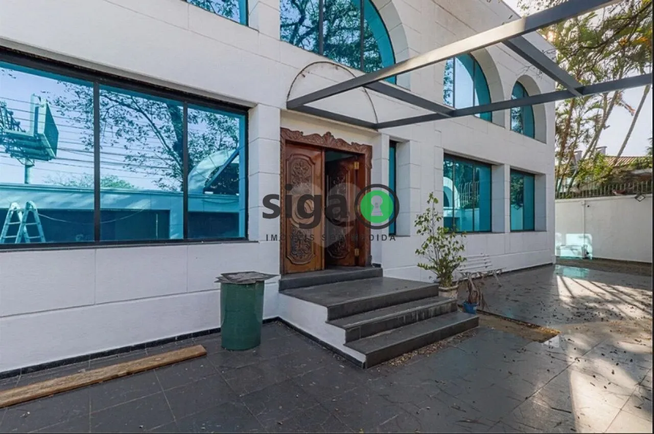 Imagem Casa Comercial de Alto Padrão de 1250 metros ao lado do JOCKEY CLUB
