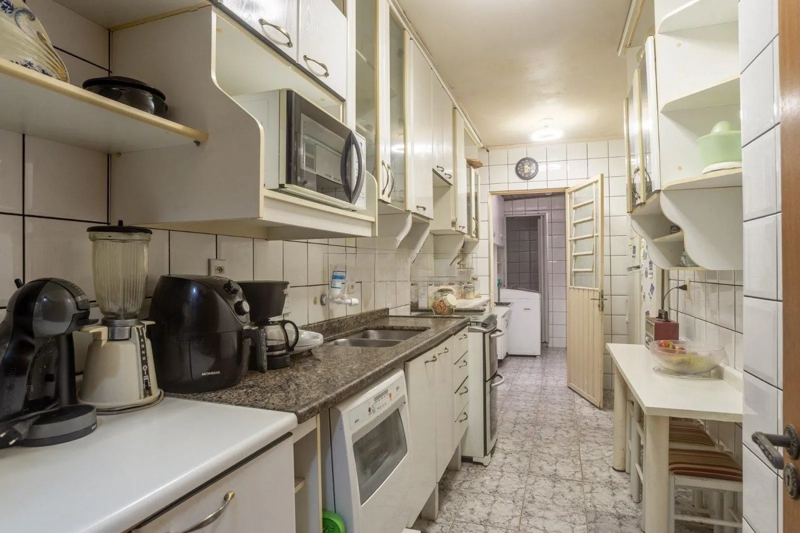 Imagem Apartamento de 3 quartos 1 vaga de garagem no bairro Menino Deus em Porto Alegre