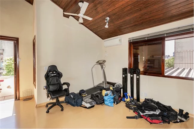 Imagem Casa para venda no bairro Moinhos de Vento em Porto Alegre