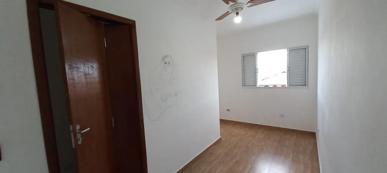 Imagem Sobrado fica no Jd. Montreal- Sorocaba 03 dorm-suíte-closet-escritorio