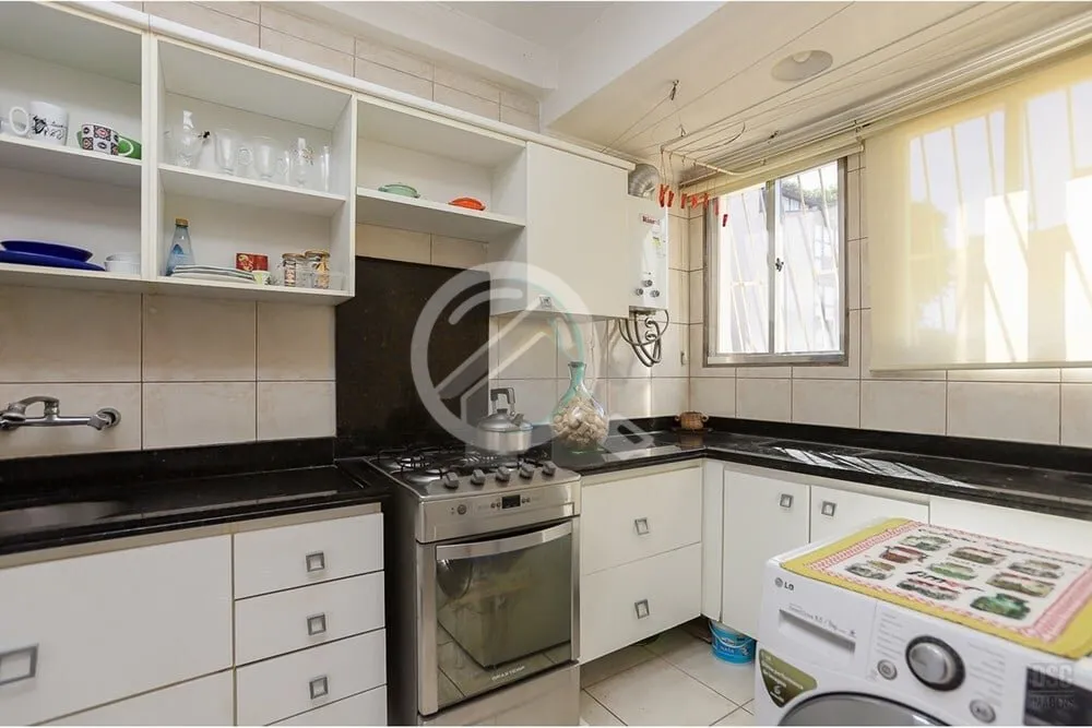 Imagem Bem vindos ao seu futuro lar, este apartamento de 2 dormitórios, foi cuidadosamente reformado para ...
