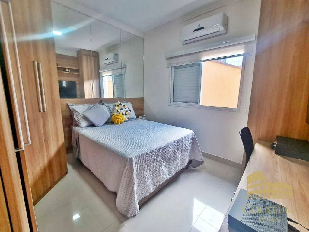 Imagem Casa com 2 dormitórios à venda, 94 m² por R$ 700.000,00 - Vilamar - Praia Grande/SP