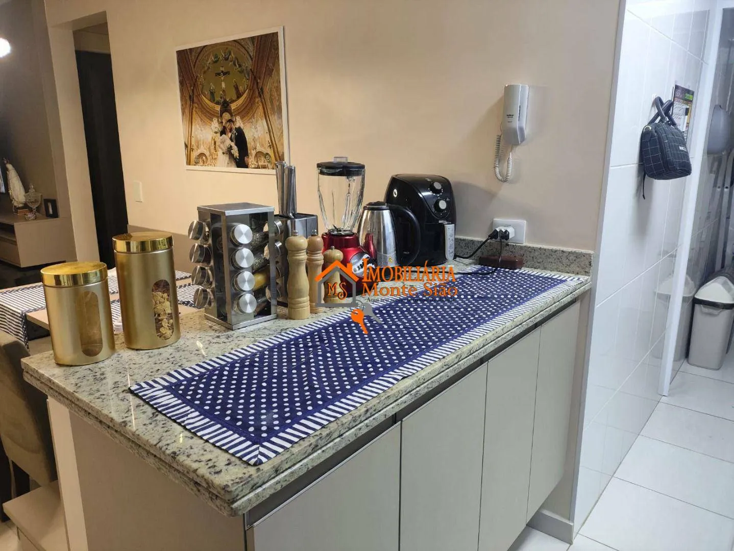 Imagem Apartamento a venda com 61m² com 2 quartos, 1 suíte, 1 vaga coberta e varanda gourmet - Jardim Aida