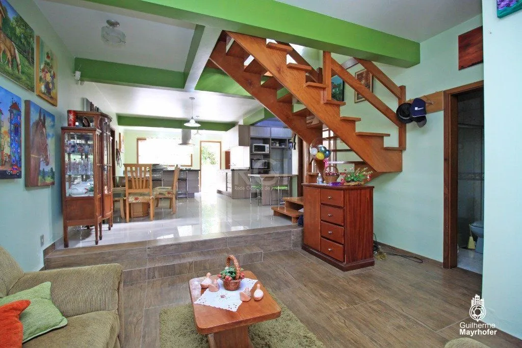 Imagem Casa para Venda - 240m², 4 dormitórios, sendo 3 suites, 6 vagas - Jardim Sabará