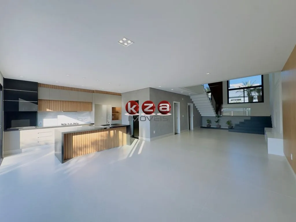 Imagem Imóvel de alto padrão em condomínio fechado: casa com 3 suítes e 2 vagas na melhor localização de Valinhos-SP, Condomínio Villa do Sol.
