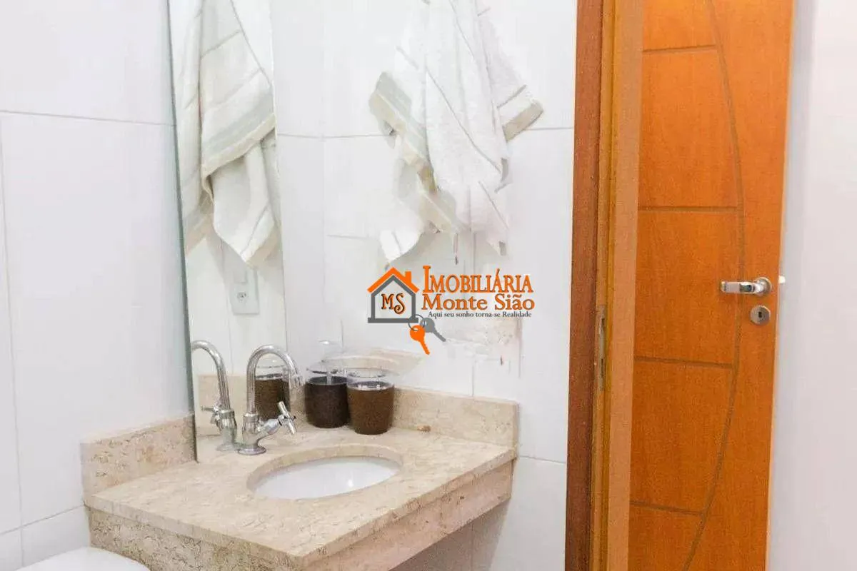 Imagem Casa com 3 dormitórios à venda, 168 m² por R$ 767.000,00 - Jardim Rizzo - Guarulhos/SP