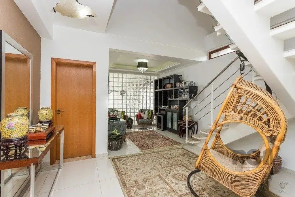 Imagem Casa com 3 dormitórios no bairro Jardim Lindóia