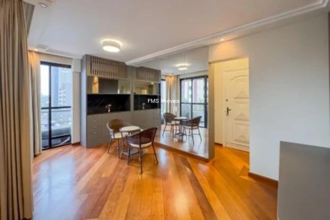 Foto do imóvel Apartamento à venda ou locação na Vila Mariana com 3 quartos sendo 1 suíte, 2 banheiros, 3 vagas, 116m²