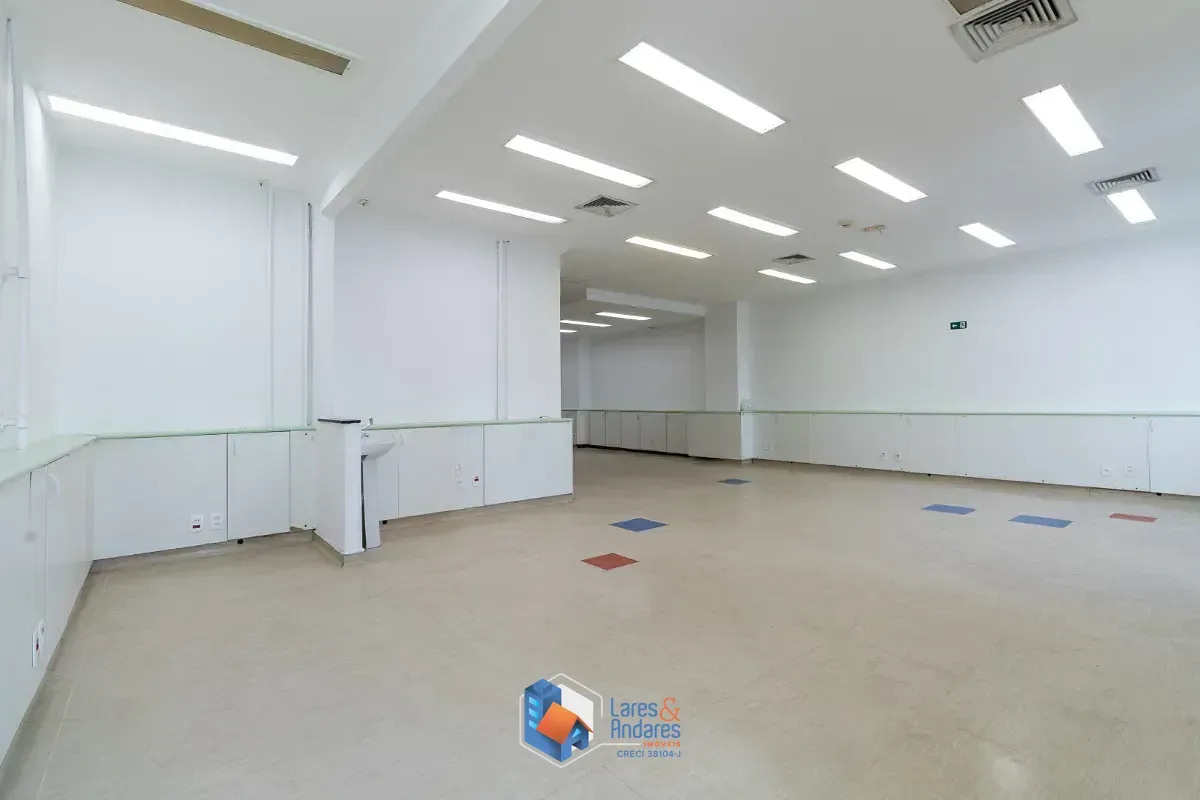 Imagem Conjunto comercial para venda em Moema, 286m²