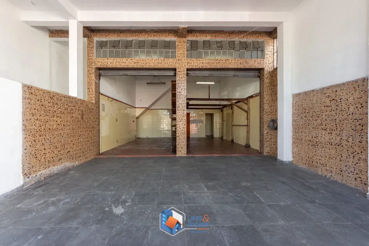 Foto do imóvel Casa para venda em Parque Santo Antônio com 5 quartos, 210m² em Rua Deocleciano de Oliveira Filho