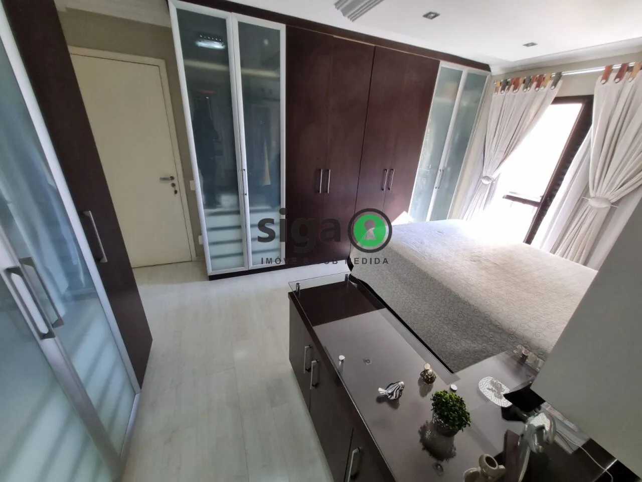 Imagem Apartamento a venda no Alto da Boa Vista com 4 quartos