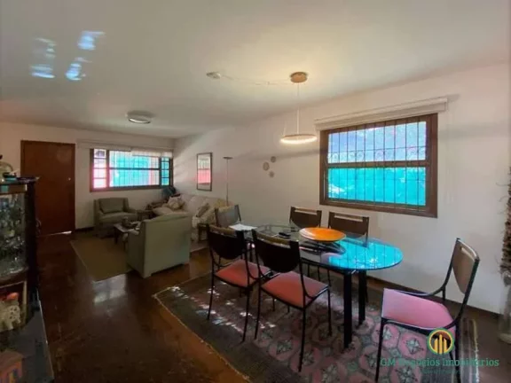 Imagem Chác. Vale do Rio Cotia (Bolsão FECHADO) - TÉRREA, 3 suítes, lote plano