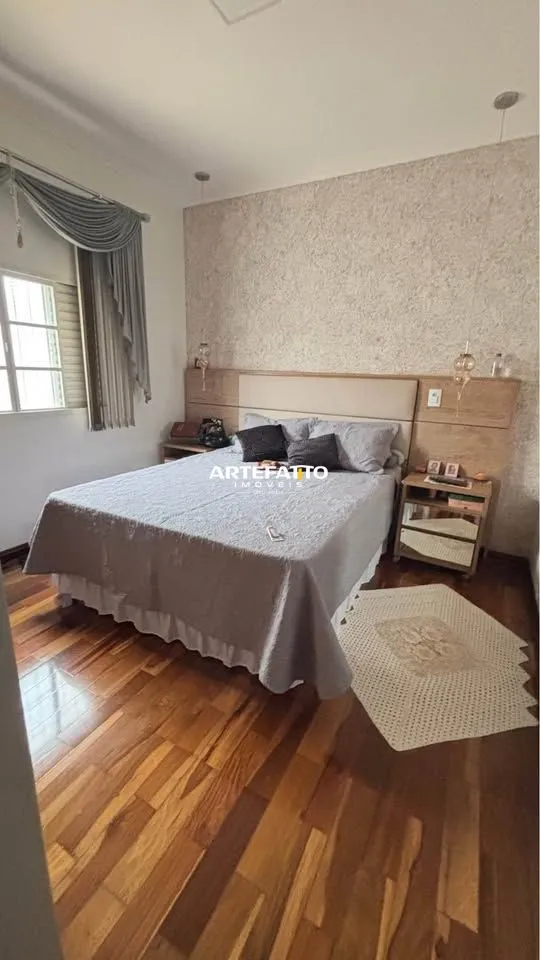 Imagem Casa com 3 dormitórios no bairro Santo Agostinho