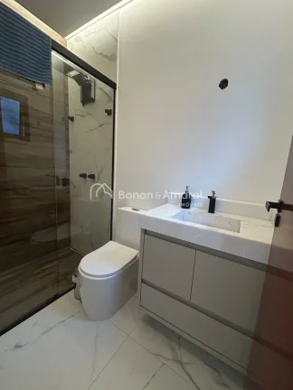 Imagem Casa à venda no condomínio Terras da Estância, em Paulínia, com projeto contemporâneo e ambient...