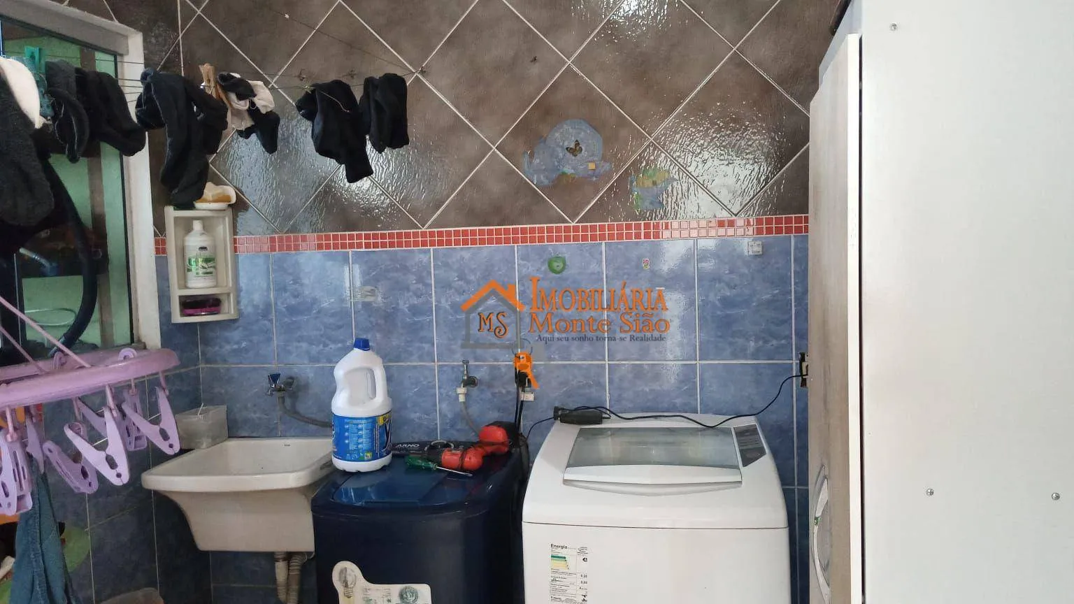Imagem Sobrado com 5 dormitórios à venda, 300 m² por R$ 650.000,00 - Jardim Silvia - Guarulhos/SP