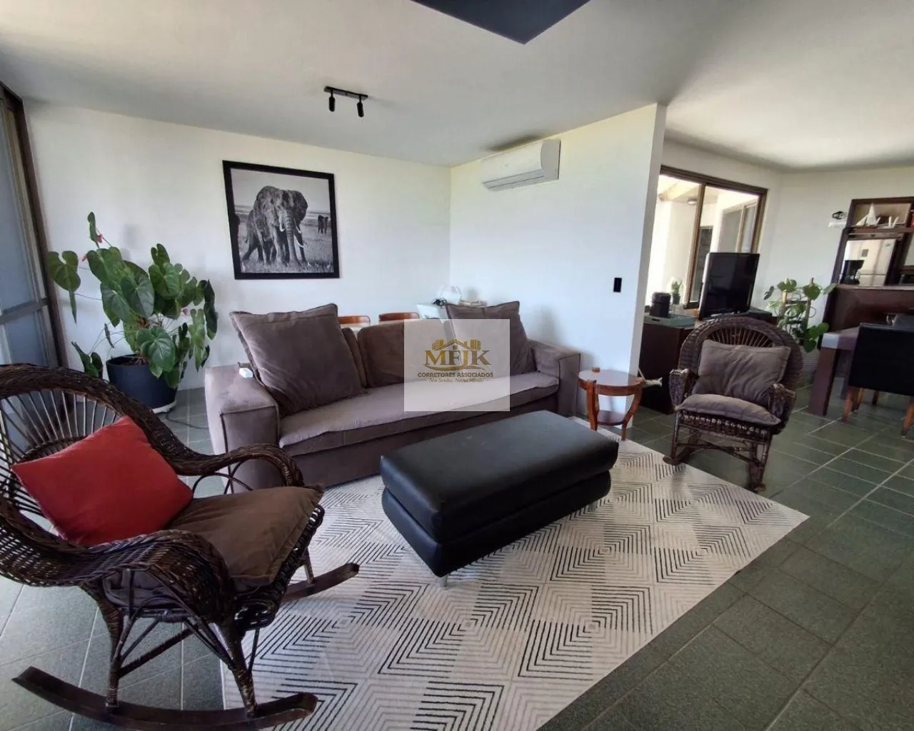 Imagem Imperdível! Casa beira mar com 4 suítes no Atami Norte, Pontal do Paraná-PR - 297m² - 2 vagas - Agende sua visita!