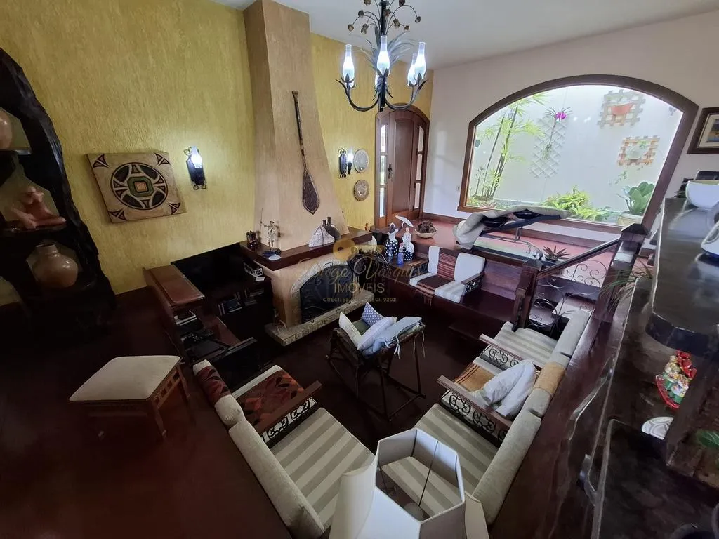Imagem Casa em Condomínio para Venda em Teresópolis / RJ no bairro Albuquerque