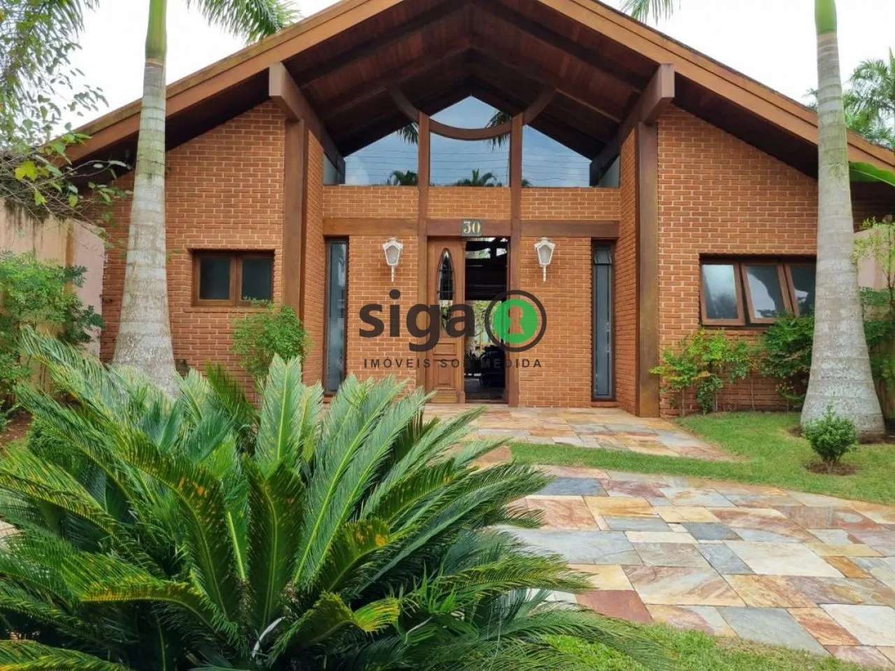 Imagem Casa a Venda em Condomínio Jardim Acapulco 5 quartos