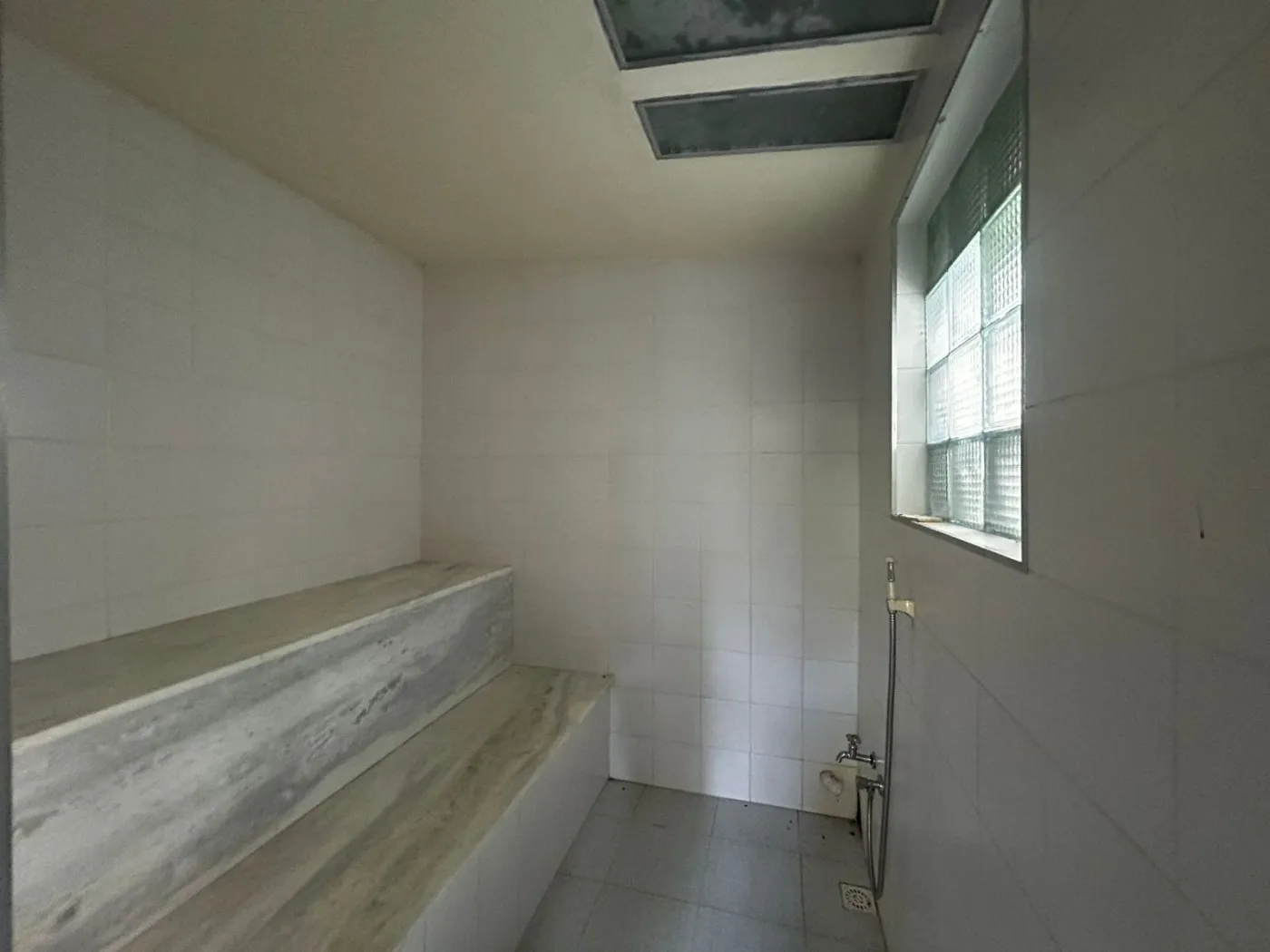 Imagem Casa para Venda em Petrópolis / RJ no bairro Fazenda Inglesa