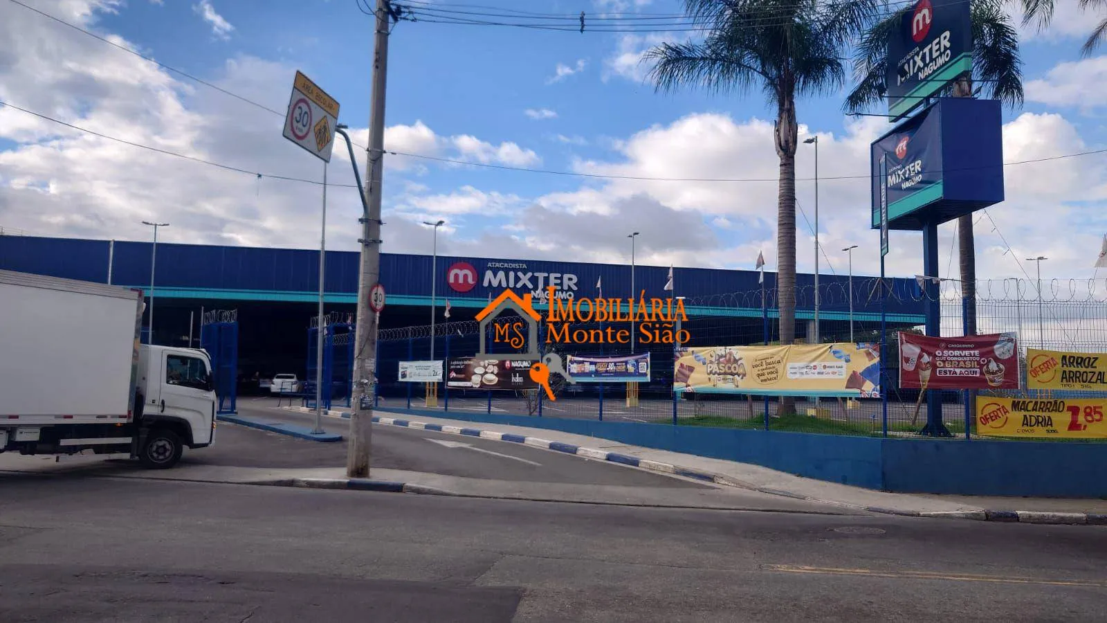 Imagem Galpão para alugar, 250 m² por R$ 15.000,00/mês - Jardim São Domingos - Guarulhos/SP