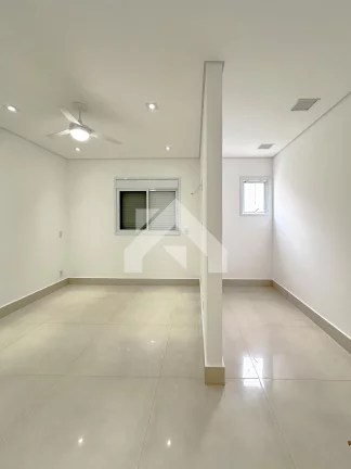 Imagem Casa de Condomínio em Alphaville - Santana de Parnaíba, SP