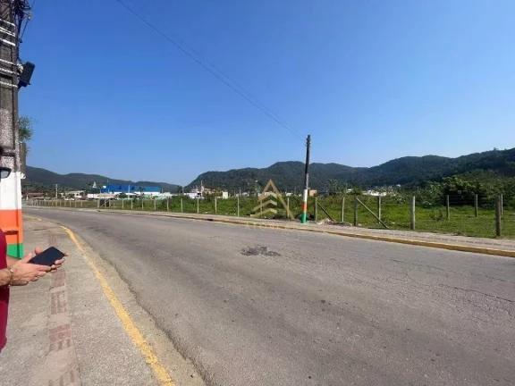 Imagem Terreno à venda, 4840 m² por R$ 10.000.000,00 - Rio Pequeno - Camboriú/SC