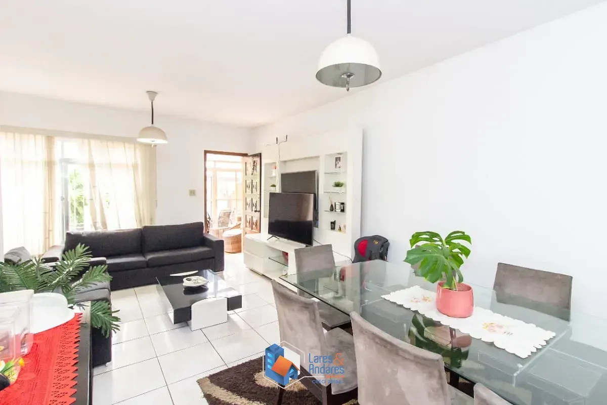 Imagem Casa para venda em Planalto Paulista com 3 quartos, 110m²