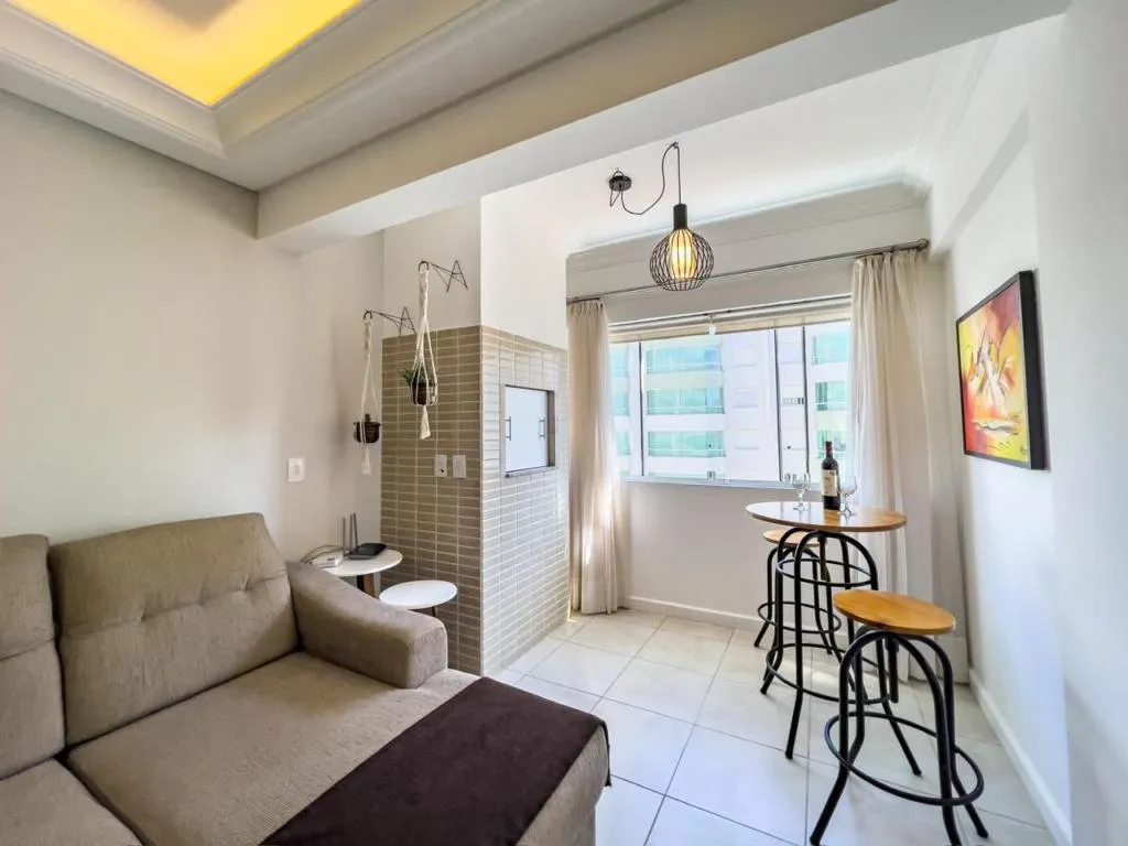 Imagem Apartamento 2 Dormitórios - Bairro Centro