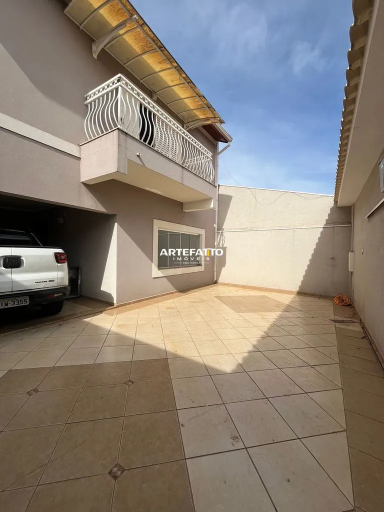 Imagem Sobrado à venda em Franca, Jardim do Éden, com 4 quartos, 290m2