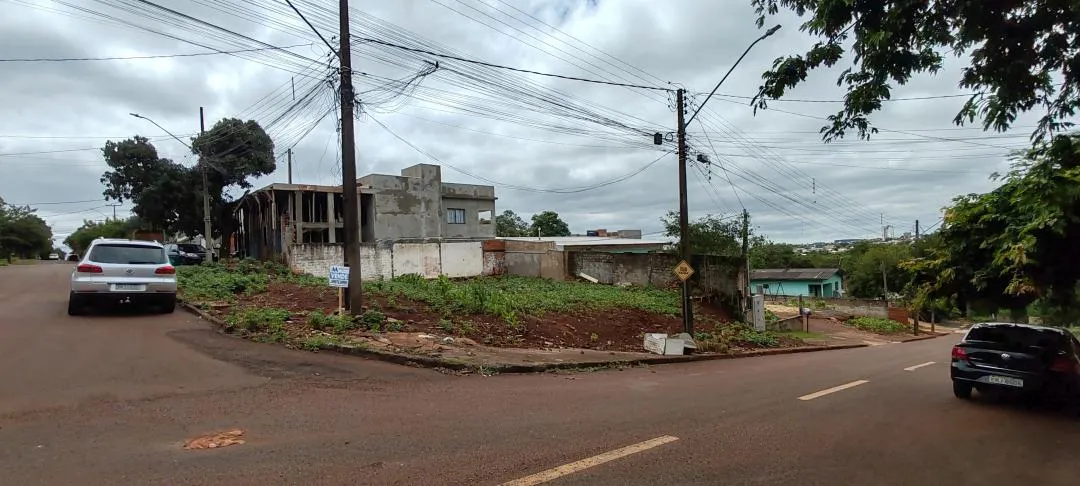 Imagem Terreno à venda em Cascavel, Santa Cruz - Energia Elétrica e Rua Asfaltada