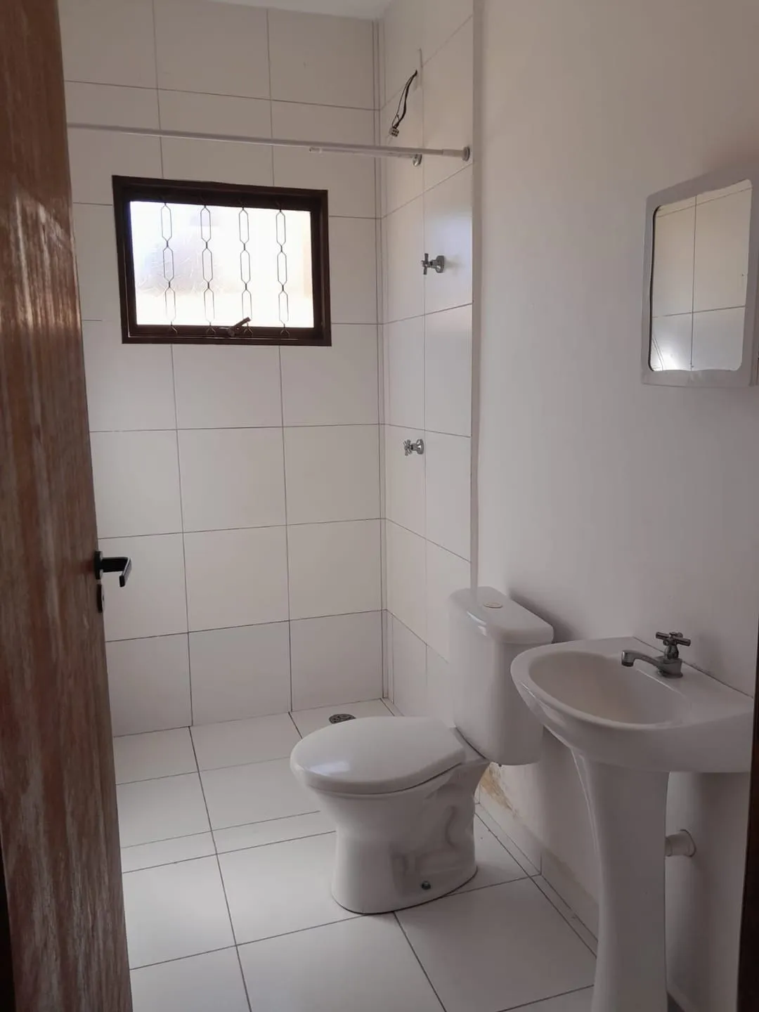 Imagem Casa à venda 2 Quartos, 1 Suite, 2 Vagas, 77.7M², Mantiqueira, Pindamonhangaba - SP