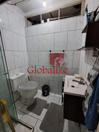 Imagem Apartamento à venda com 61m², 2 quartos, 1 banheiro, elevador e portaria por R$266.000,00 no José Menino em Santos.