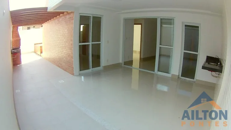 Imagem Apartamento Casa com 2 Quartos na Quadra do Mar na Praia do Morro - Guarapari/ES