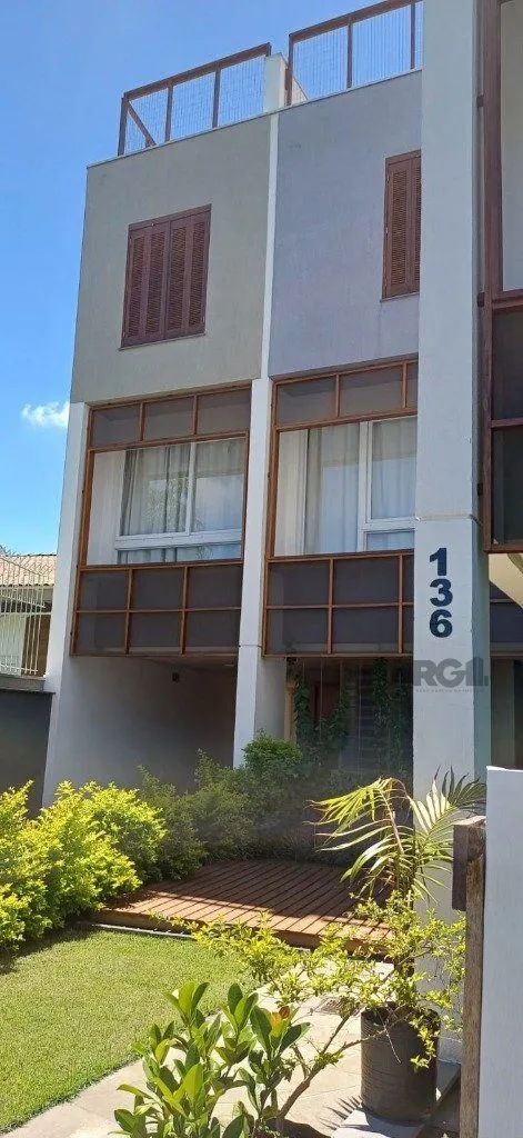 Imagem Sobrado em Jardim Sabará