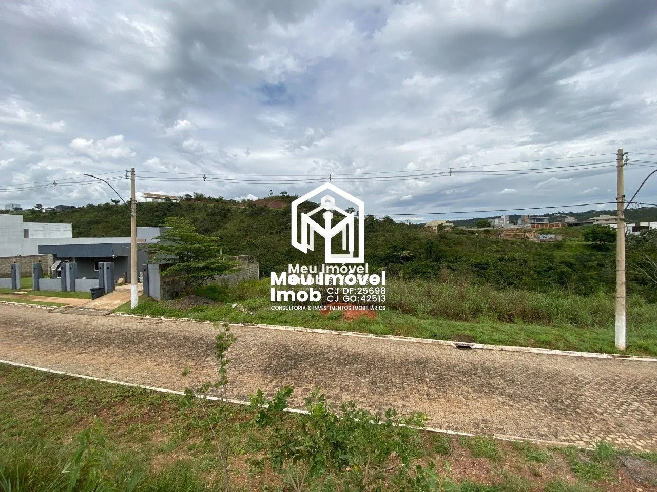 Imagem Terreno Jardim Botânico Condomínio 710,86m² Escriturado