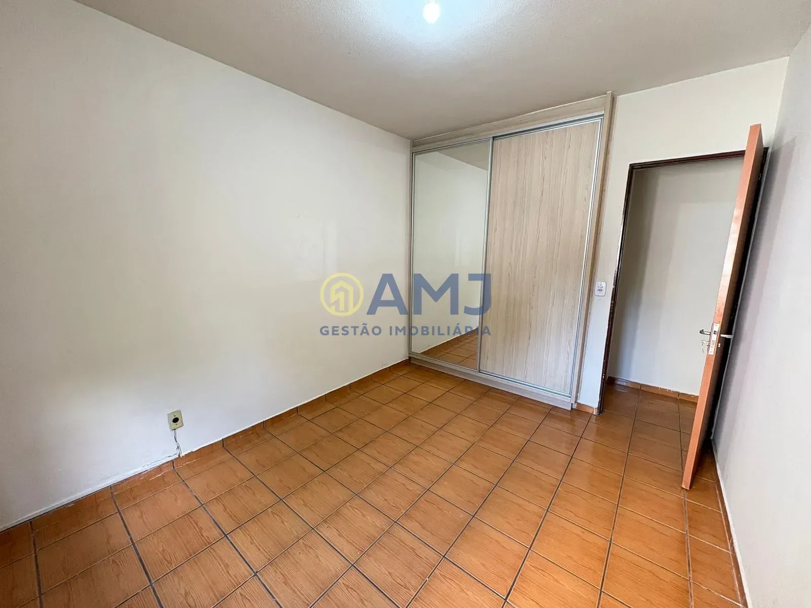 Imagem Apartamento à Venda no Res. Águas Claras - Av. Consolação