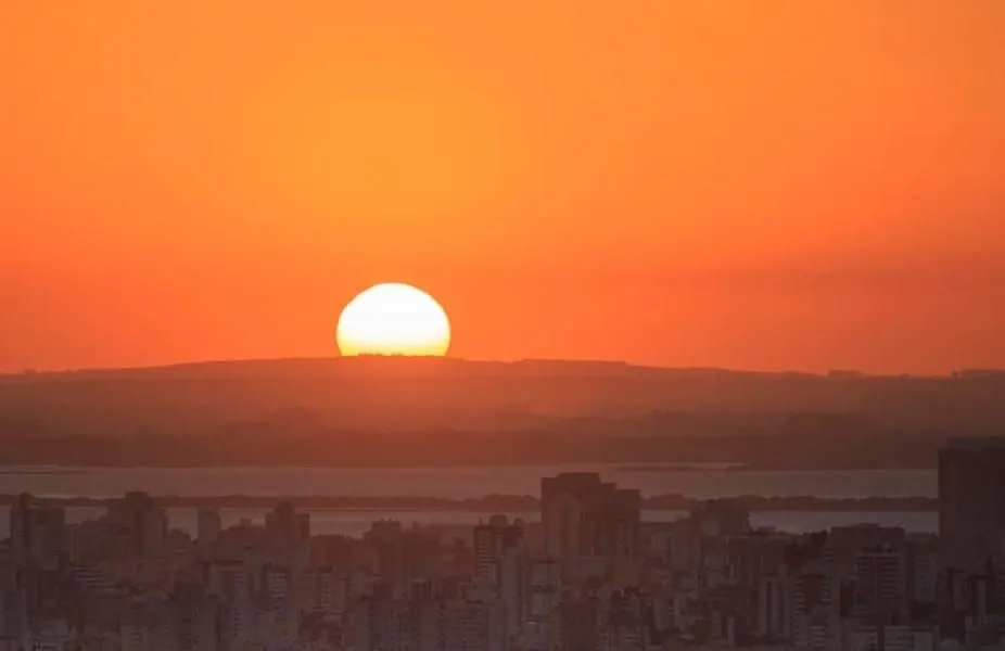 Imagem TERRENO DE ESQUINA - VILA CONCEIÇÃO - PORTO ALEGRE - RS
