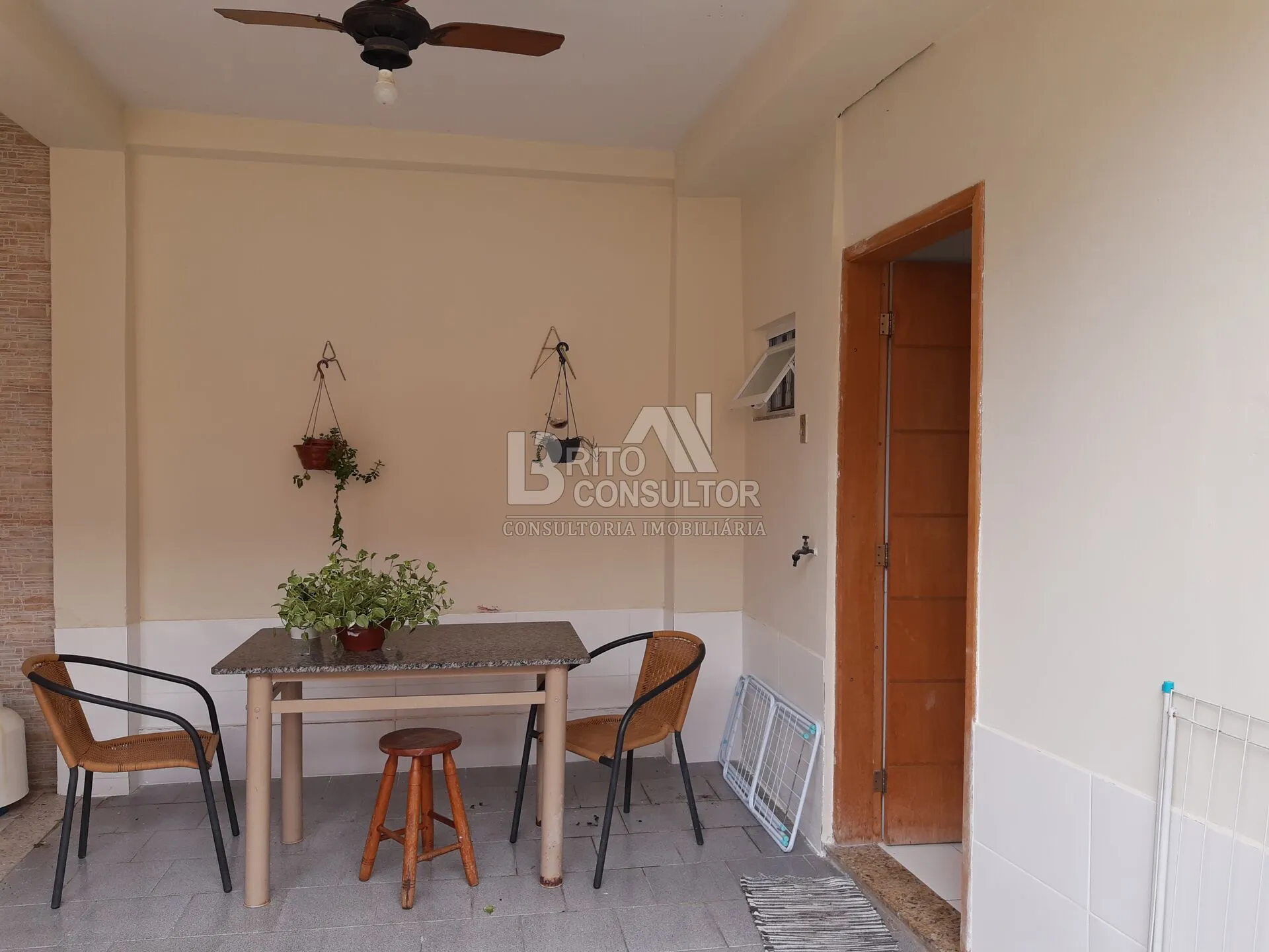 Imagem Casa Duplex 2 Quartos à Venda | 81 M² | Neves | Piscina, Quintal -- São Gonçalo