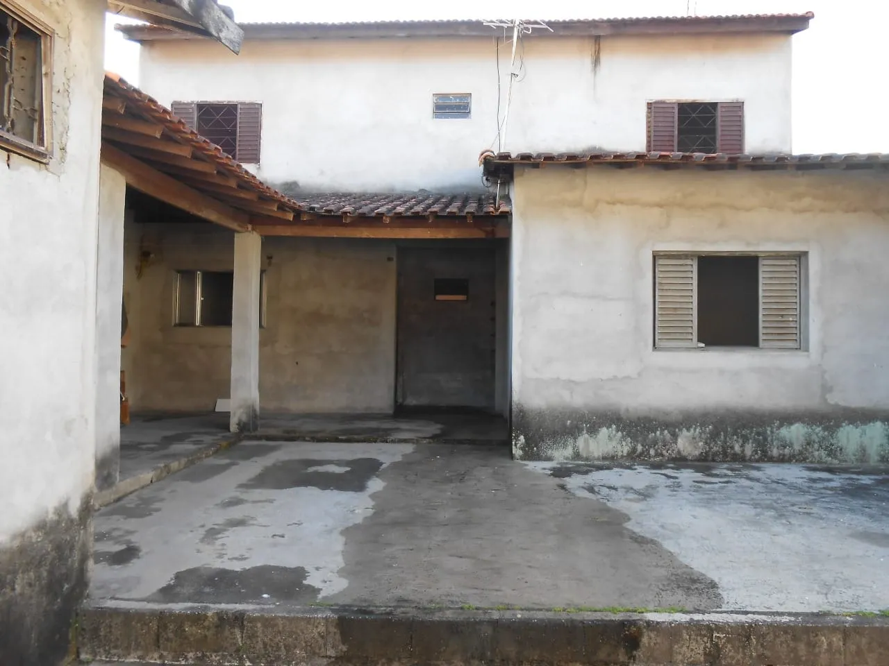 Imagem Casa à venda 3 Quartos, 1 Suite, 1 Vaga, 300M², Jardim Santa Cecília, Pindamonhangaba - SP