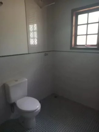 Imagem LINDA CASA EM CONDOMÍNIO FECHADO, EM GENEROSO TERRENO DE 770M² E 108M² DE ÁREA CONSTRUÍDA!