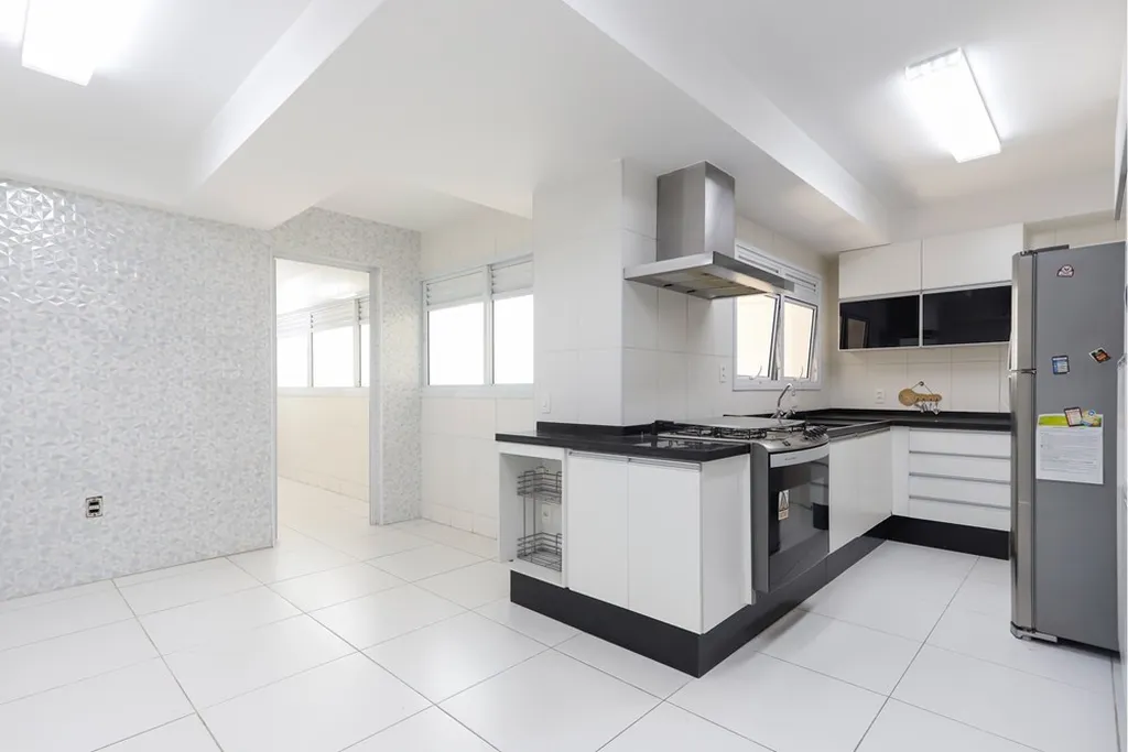 Imagem Apartamento à venda em São Paulo, Água Branca, com 4 quartos, 241m2