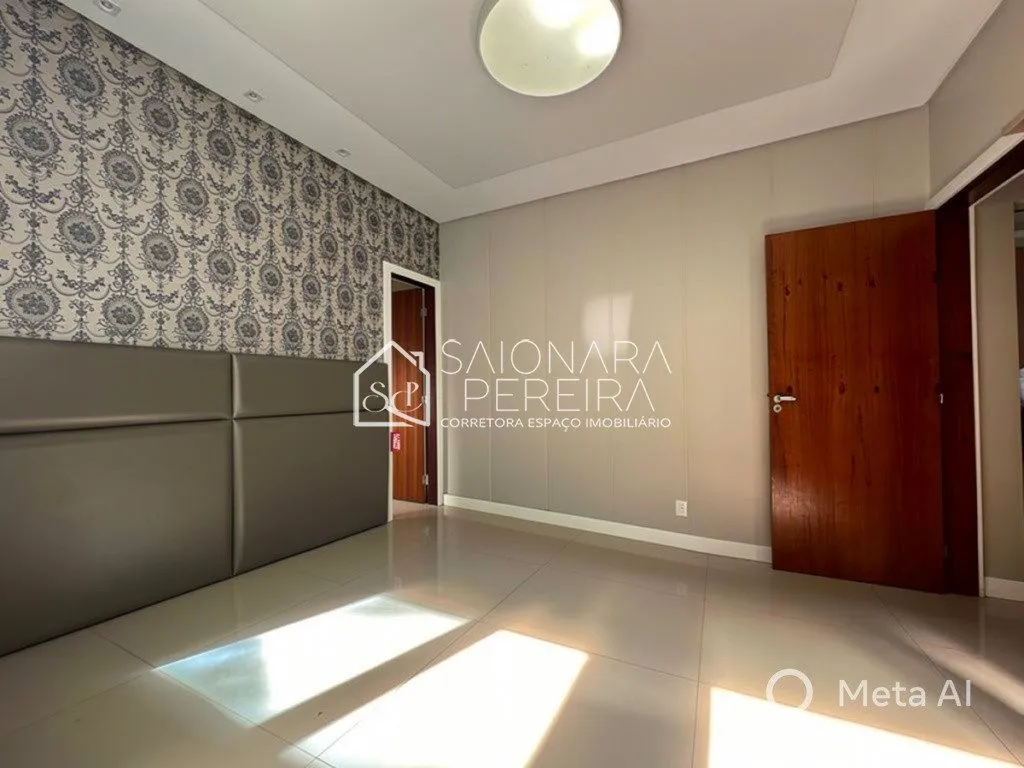 Imagem Casa Comercial no Balneário do estreito