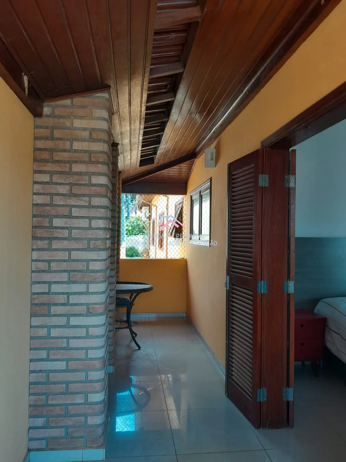 Imagem Casa em Alto Padrão Vista Verde Bairro Caxambu - 504 m2 de área útil com 4 dormitórios - Jundiaí - S